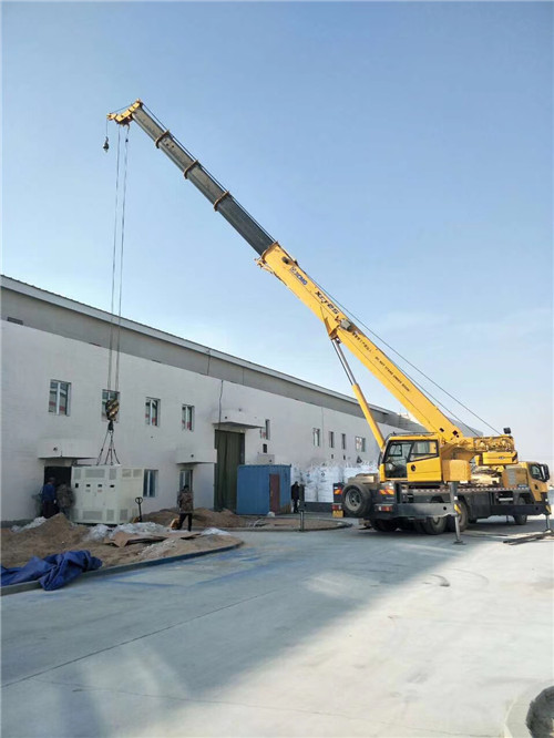 西市区“超载就喊停”—— 吊车的 “重量保镖” 技术