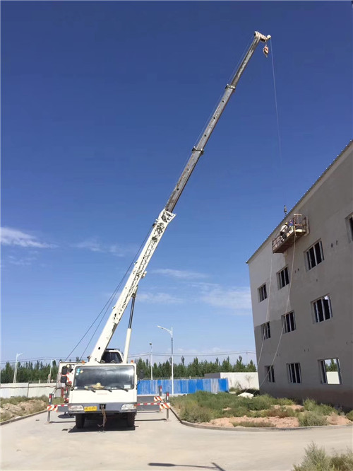 西市区“轻装强干”—— 吊车的 “轻量化臂架” 技术